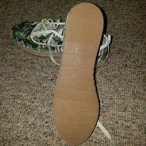 J/Slides NYC shoes size 10